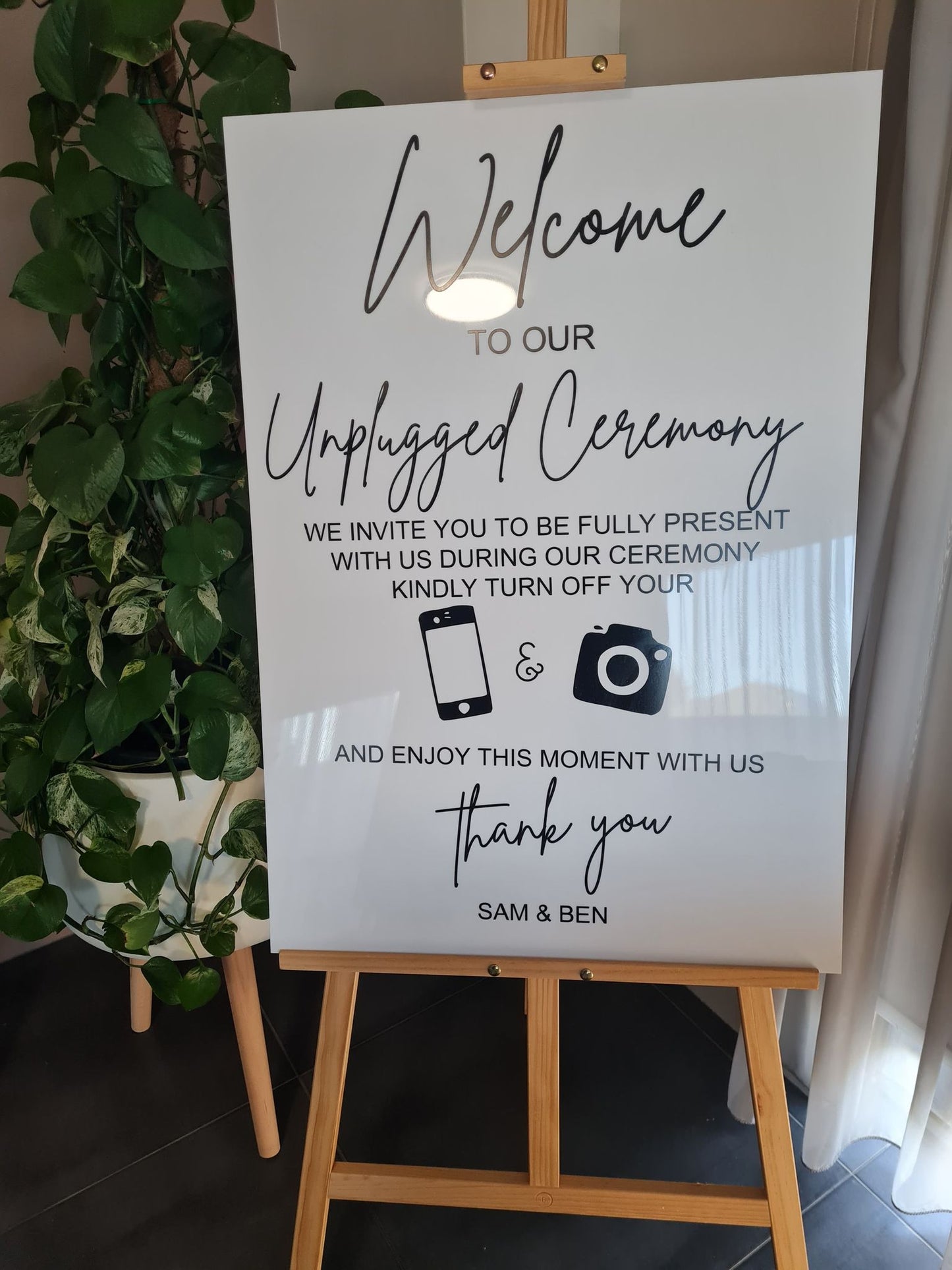 HIRE - Unplugged Ceremony Sign