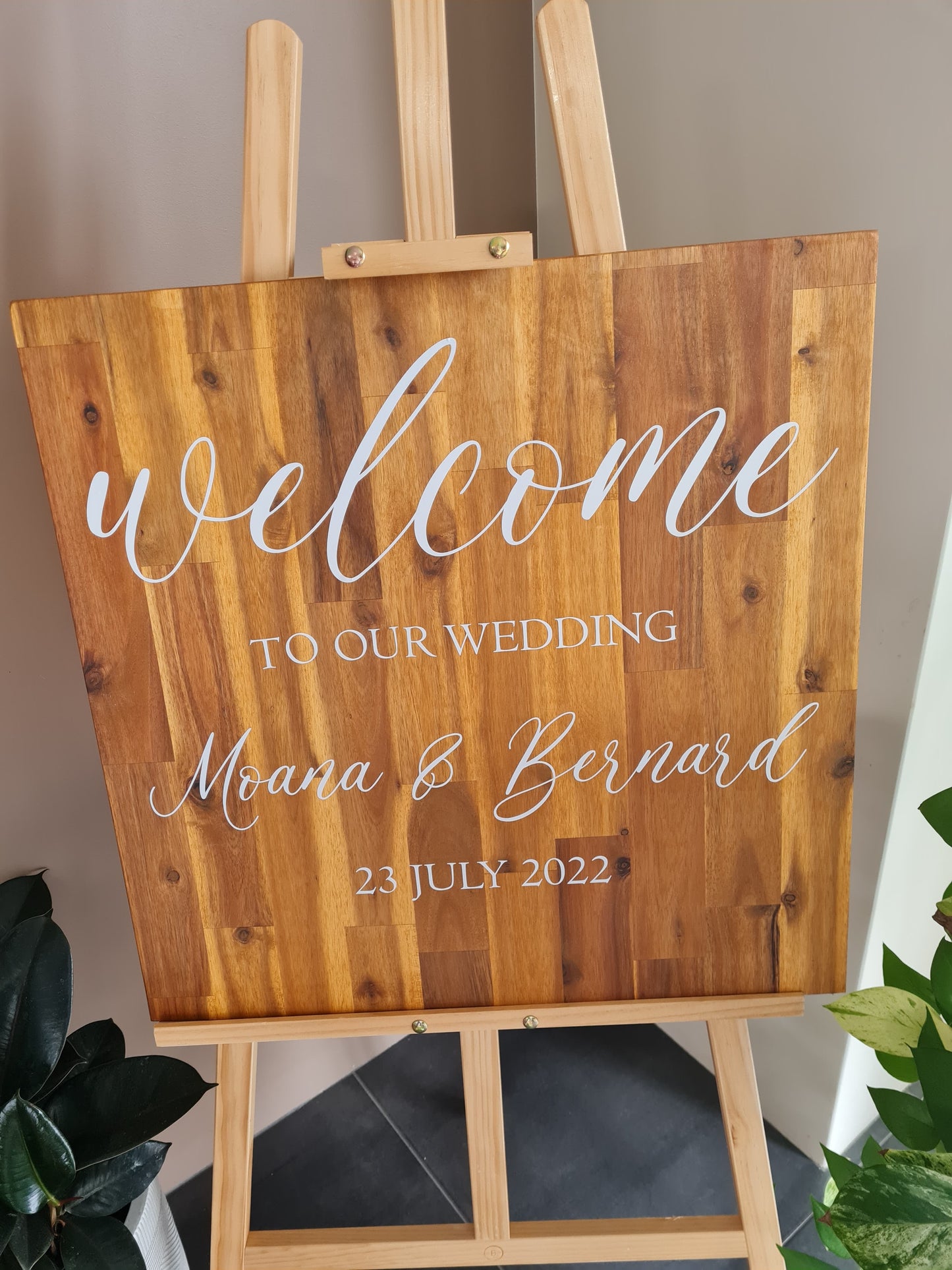 Wooden Welcome Sign