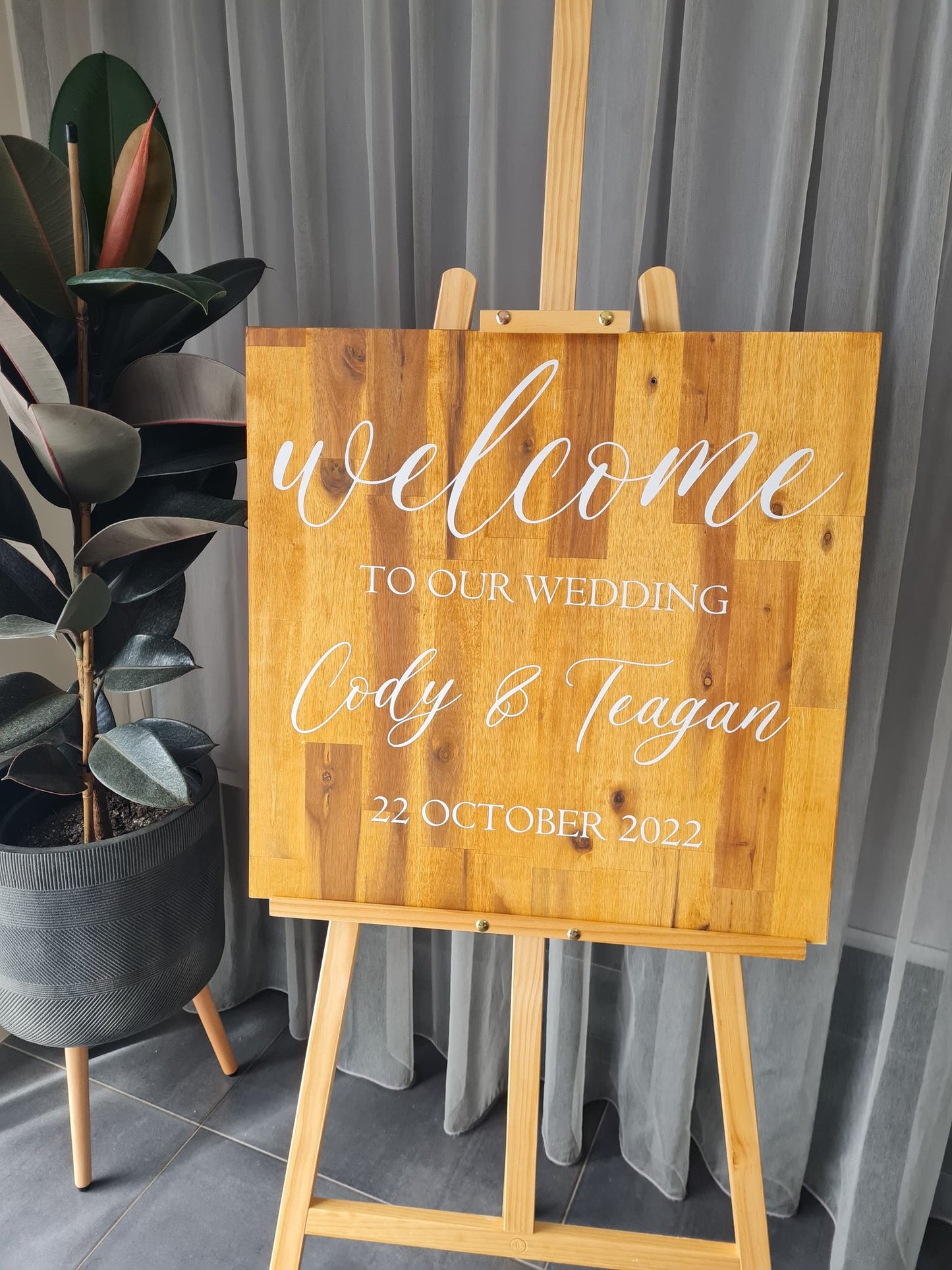 Wooden Welcome Sign