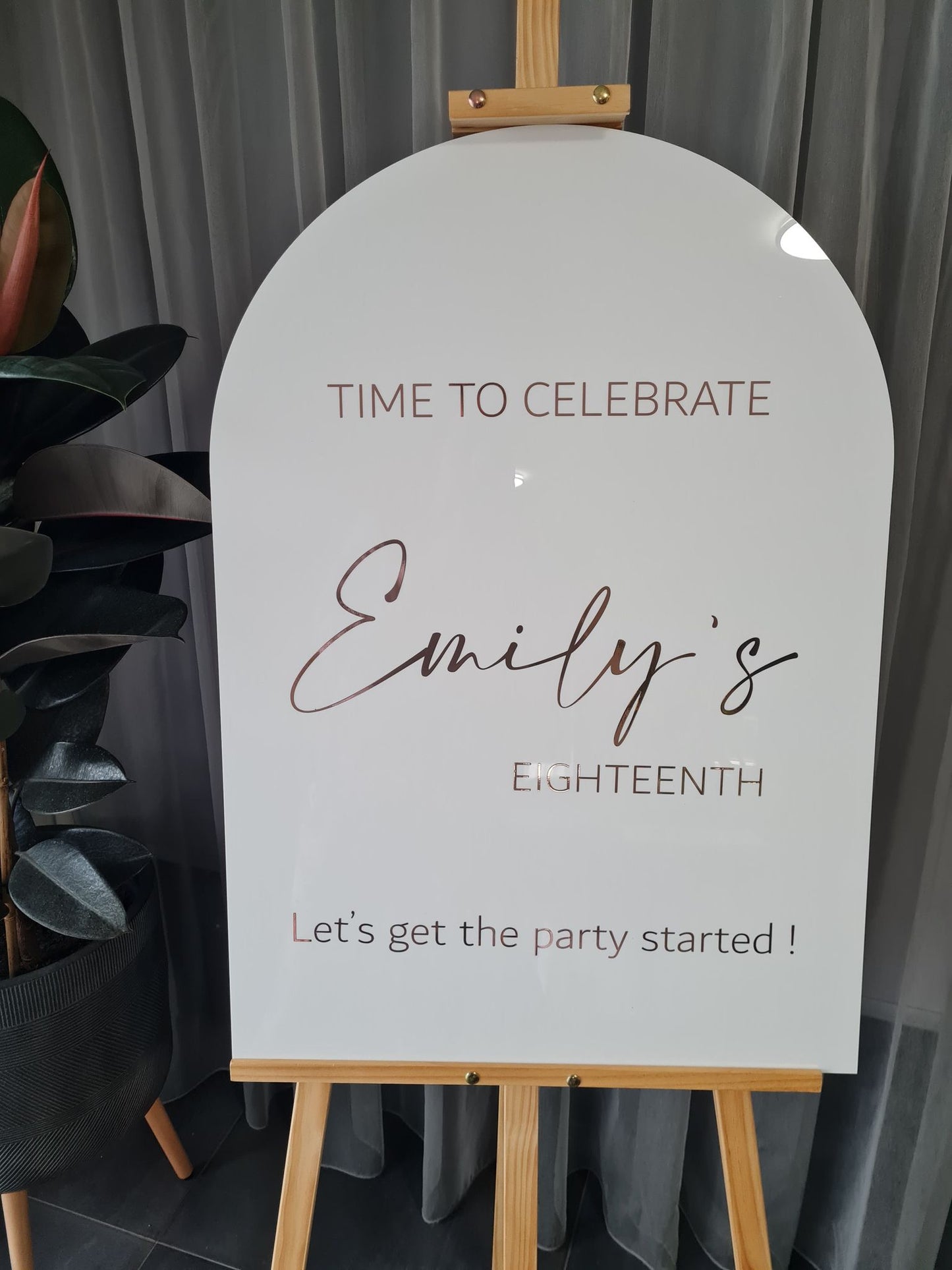 Welcome Sign Birthday Arch