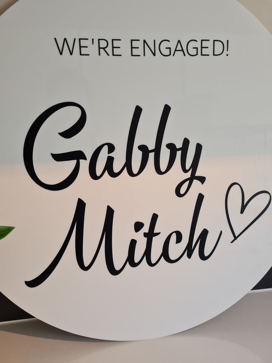 We're Engaged Round Sign