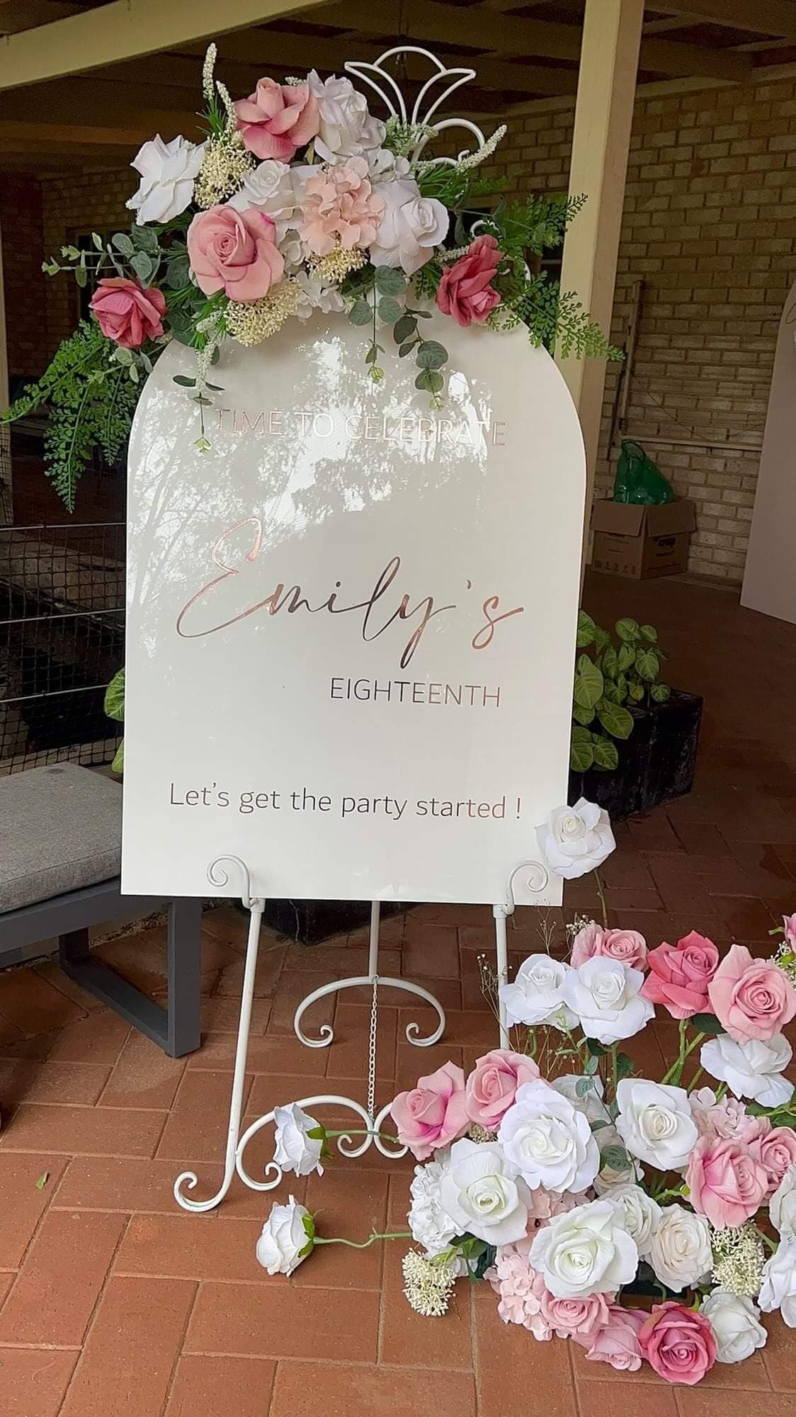 Welcome Sign Birthday Arch