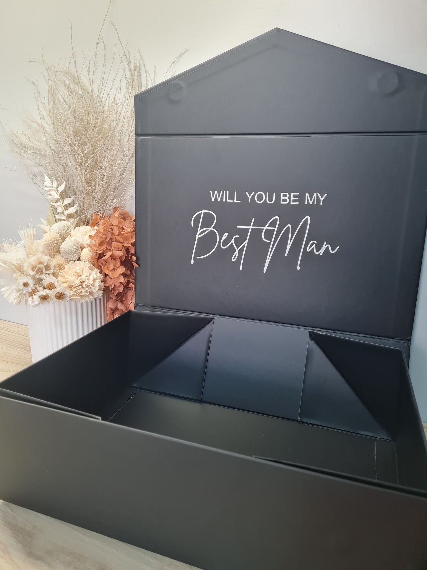 Magnetic gift box - Will you be my?