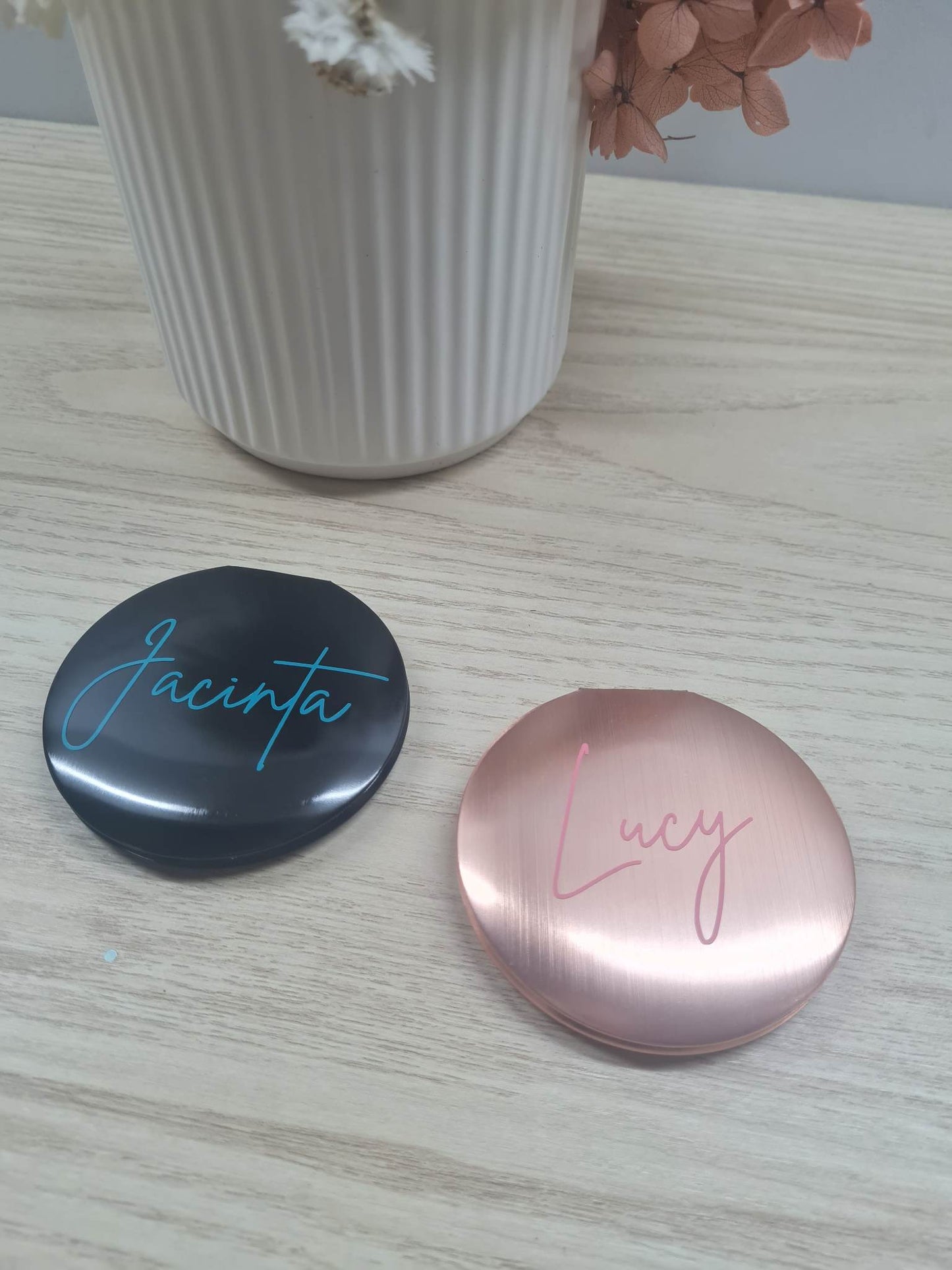 Compact Mirror