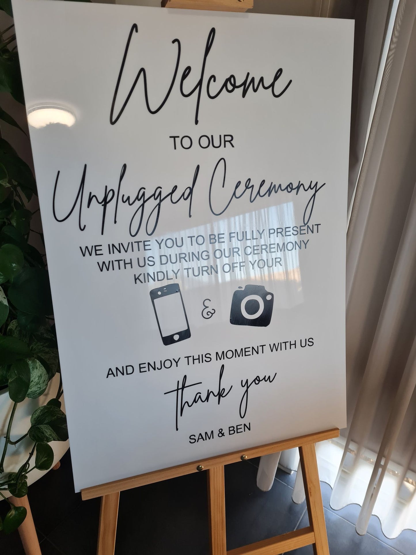 HIRE - Unplugged Ceremony Sign