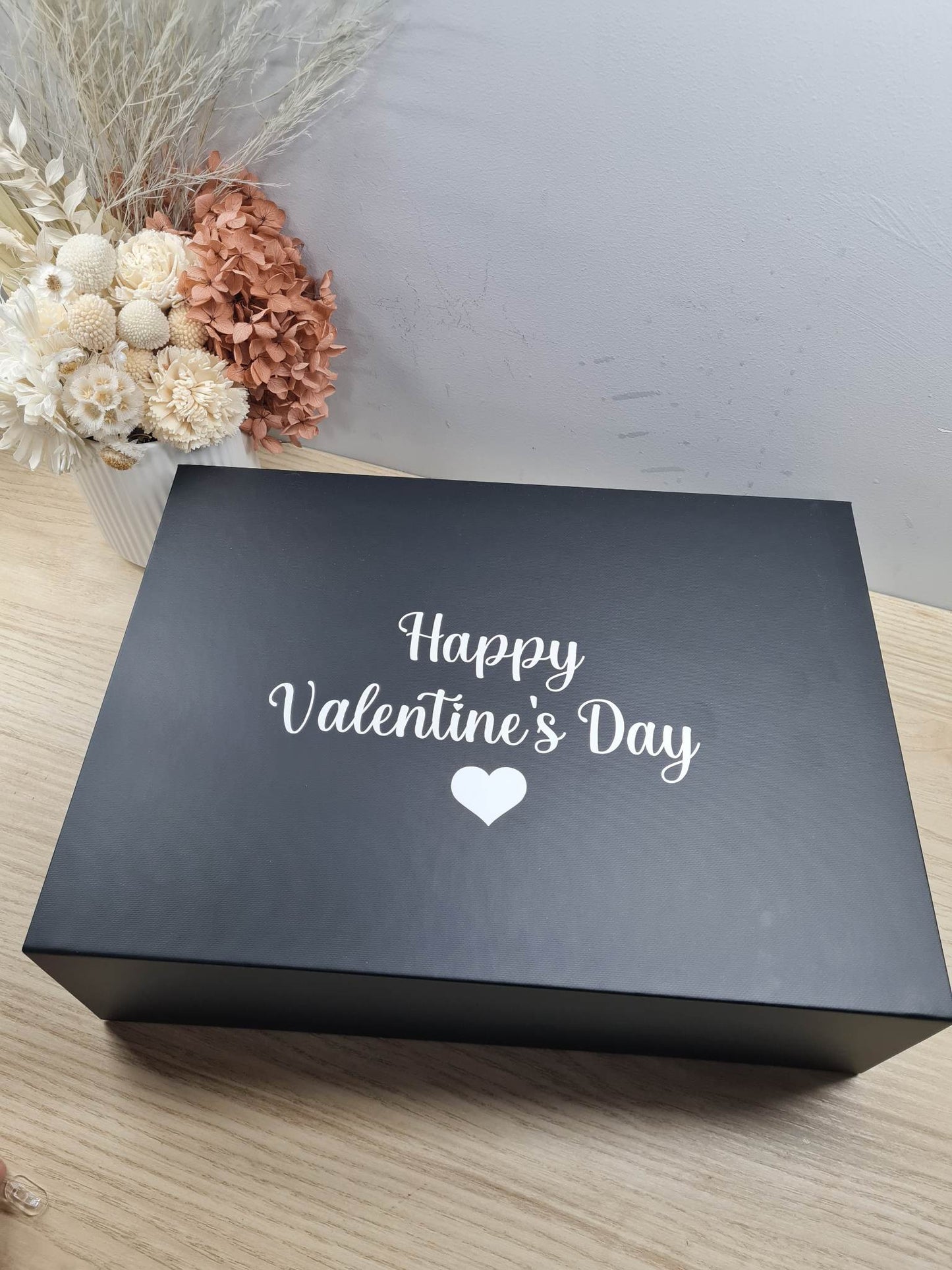 Magnetic gift box - Happy Valentine's Day