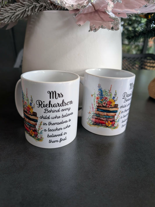 Teacher Believed Book Design Mug
