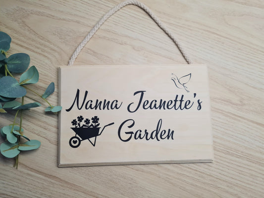 Nanna's Garden Sign