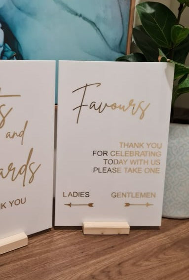 Favours (Ladies and Gents) Sign
